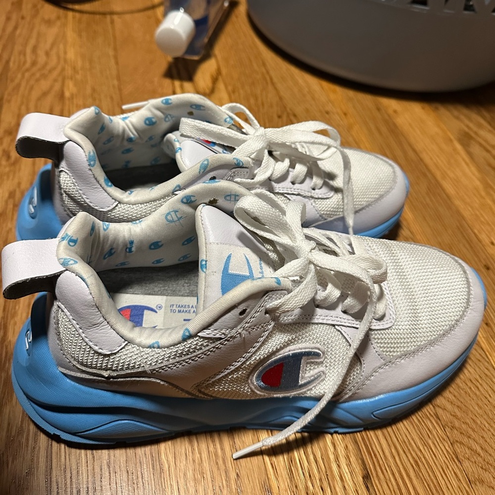 Champion sneakers